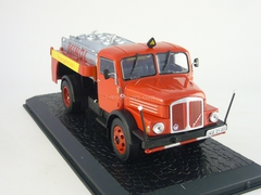 IFA S 4000-1 SW 7 Minol Tanker red-yellow Atlas 1:43