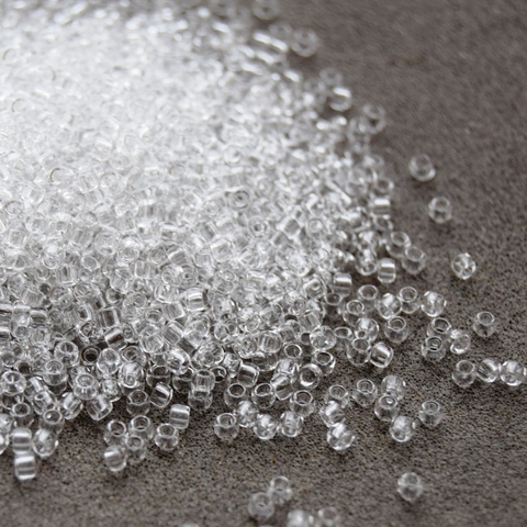 Бисер Тохо круглый 8/0 0001 прозрачный