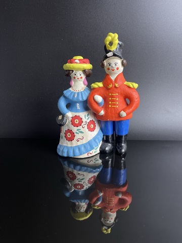 Дымковская игрушка Барыня с гусаром, 15 см, ручная роспись, винтаж, 1980-1990 гг