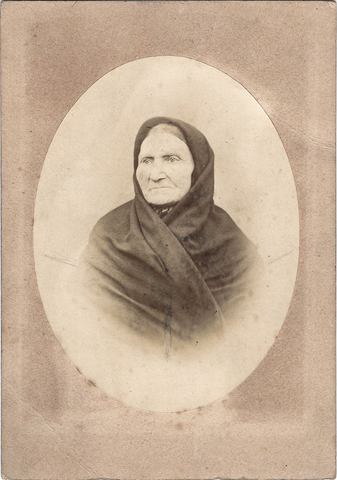 Frau Maria Biogner. Студийное фото. Австро-Венгрия. 1880-е.