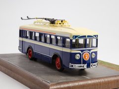 LK-1 first Soviet trolleybus blue-beige 1:43 Modimio Our Buses #24