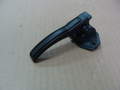 Ручка внутренняя УАЗ 3163 двери задка (крючок пластик)
