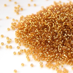 Бисер Тохо круглый 15/0 0022B золотистый