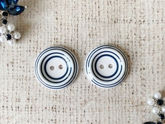 Пуговицы, d 2,5 см, 2 прокола