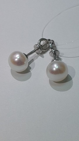 Жемчуг Б (пусеты из серебра)