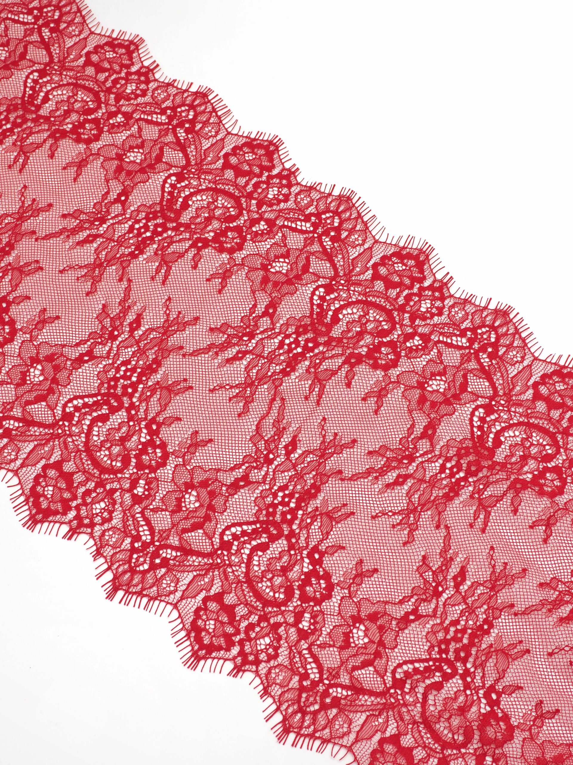 Кружево шантильи красное неэластичное ширина 22 см купон 2.9 м