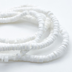 Ракушка, размер около 4 мм, цена за отрезок 19 см (1/2 нити)