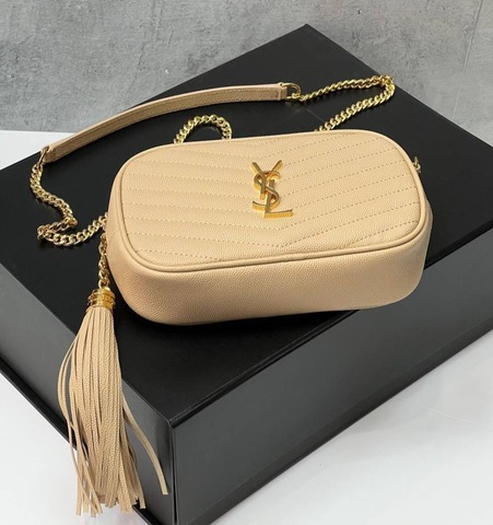 Мини-сумка Saint Laurent Lou из стеганой кожи Grain De Poudre с тиснением бежевый