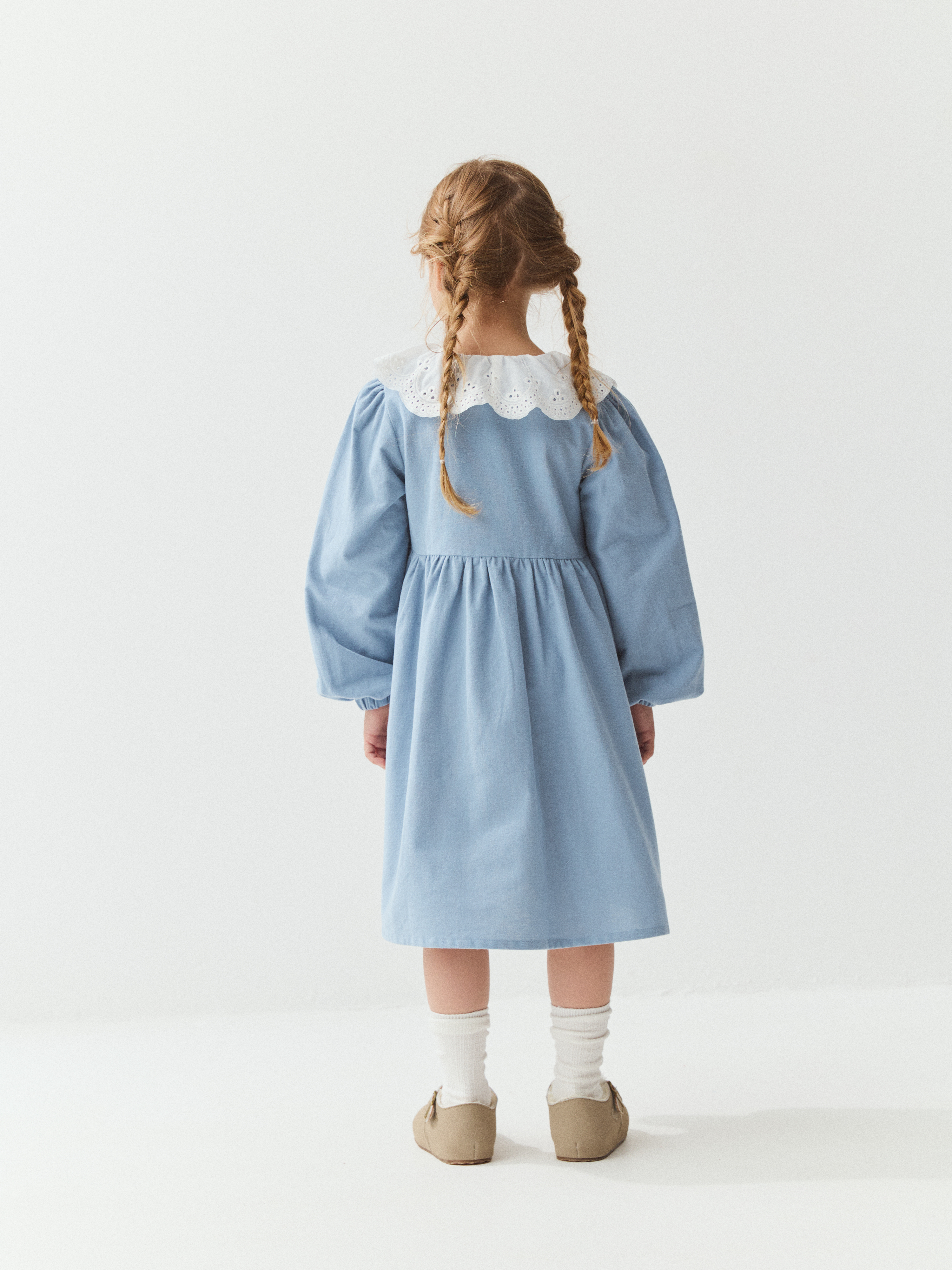 платье с ажурным воротником "звездочка"  со скидкой