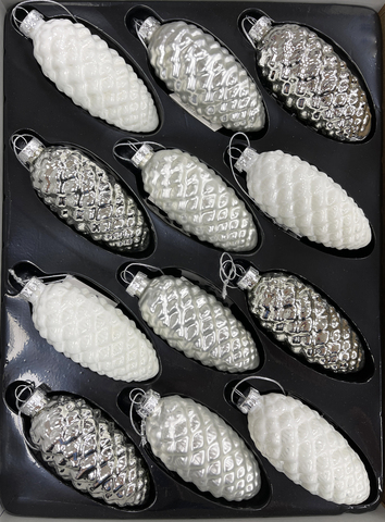 Набор шишек 10x5см 12шт ChristmasDeLuxe белый/серебро