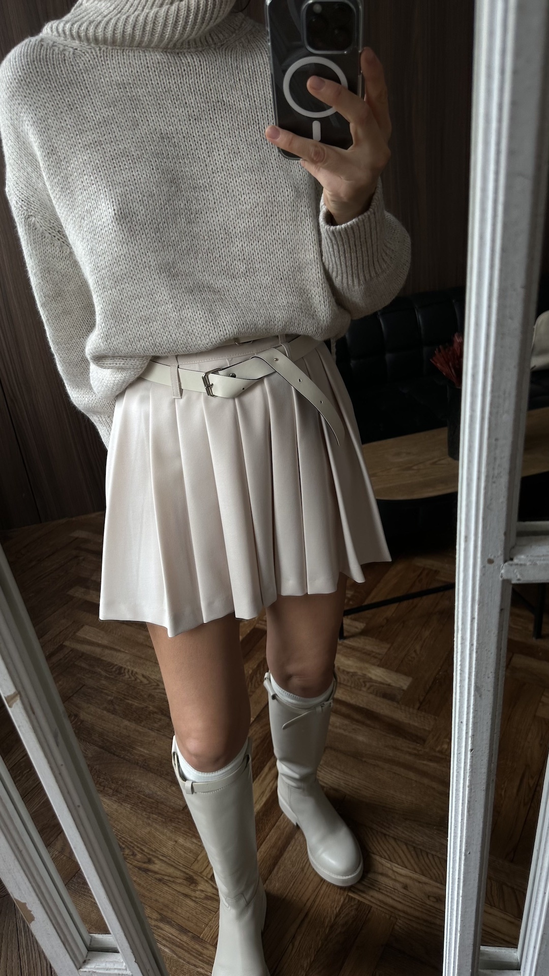 Мини-юбка в складку с двумя ремнями PREMIUM QUALITY