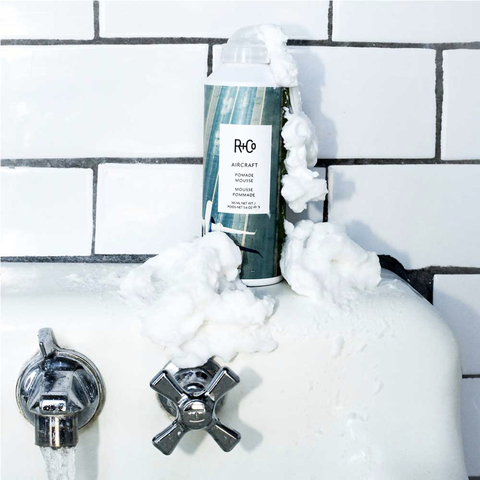 R+CO AIRCRAFT Pomade Mousse / ЛЕТУЧИЙ ГОЛЛАНДЕЦ помада-мусс для укладки, 166 мл