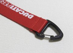 Ремешок короткий для ключей Ducati