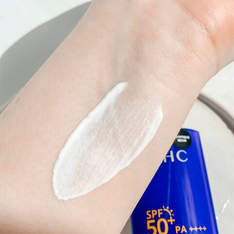 AHC UV Capture plus pure mild sun cream SPF50+ PA++++ Крем солнцезащитный лёгкий
