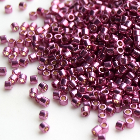 DB-1848 Бисер цилиндрический Миюки делика 11/0 Орхидея гальванизированный /Miyuki delica 11/0 Duracoat Galvanized dusty orchid