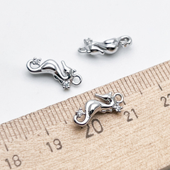 Подвеска Морской конек, цвет серебро (родий), фианиты, размер 14*6 мм, цена за 1 шт