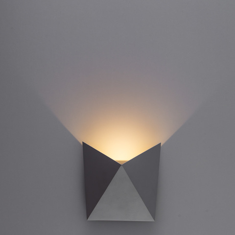 Светильник настенный Arte Lamp Busta A1609AP-1GY