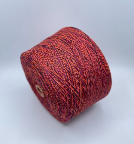 Авторская смотка (пр.Италия) 251м/100гр, Шерсть/Хлопок/Меринос/Полиамид/Вискоза/Кашемир, цвет-Драконий фрукт, арт.36491