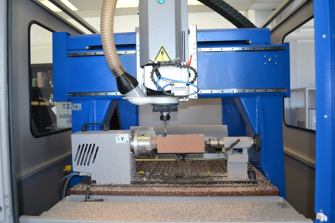 Портальный фрезерный обрабатывающий центр с ЧПУ MecaEASY-0507-350-CR