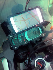 Универсальный крепеж для смартфонов на руль мотоцикла