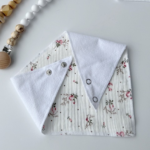 Слюнявчик непромокаемый "Розочки"