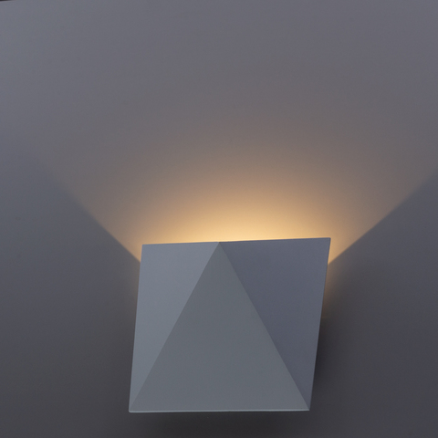 Бра Arte Lamp Busta A1609AP-1WH