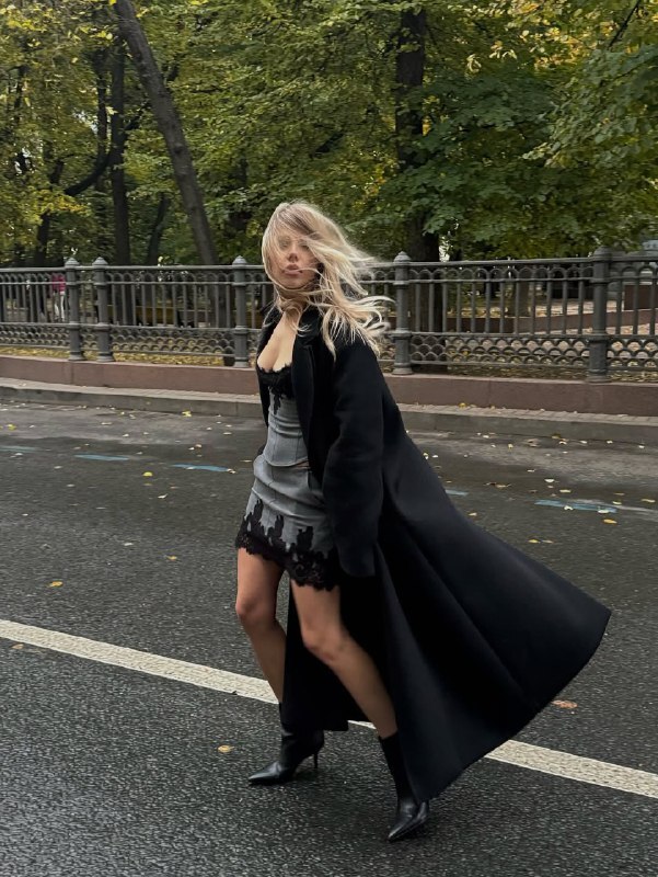 Топ из костюмной ткани серый, Серый