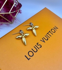 Серьги-пусеты style by LV Louisette двухцветные