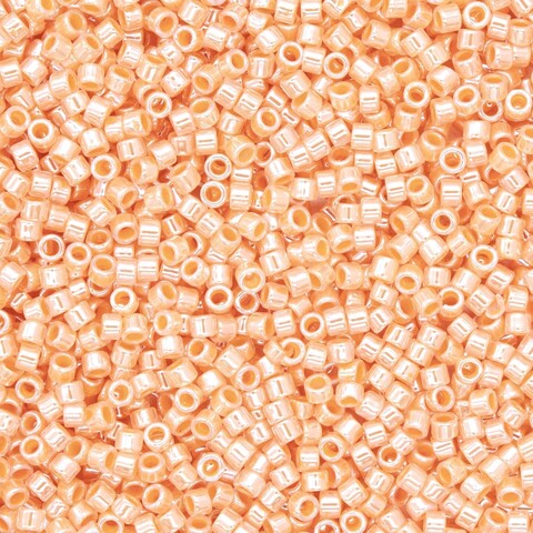 Японский бисер TOHO Treasure (№904), жемчужный глянцевый