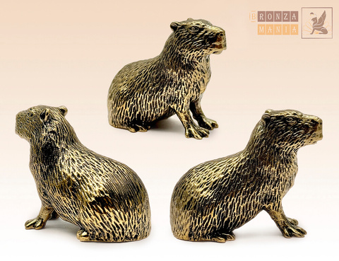 фигурка Капибара сидит малая