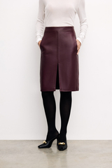 Skirt raspberry color