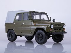 UAZ-469 (31512) khaki 1:18 Start Scale Models (SSM)