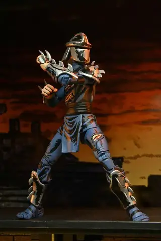 Фигурка NECA Teenage Mutant Ninja Turtles Mirage Comics: Shredder (Battle Damaged)
