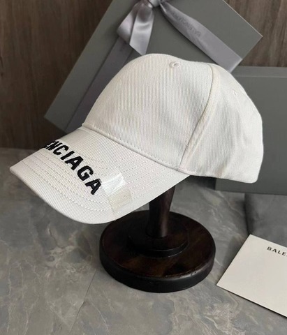 Бейсболка Balencaga, белый