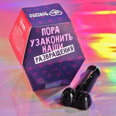 Леденец-член в коробке для кольца 