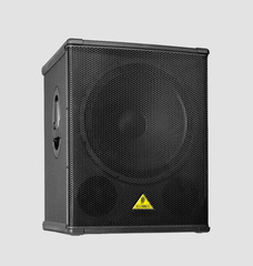 Сабвуфер Behringer B1800X PRO