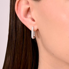 Серьги-конго мягкий прямоугольник из серебра 925 пробы в обсыпке из фианитов