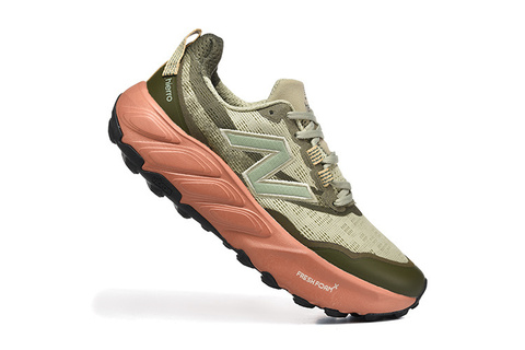 New Balance Fresh Foam X Hierro V9 'Green/Burgundy' 