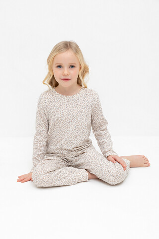 пижама  для девочки  К 1561/сливочный,лепестки цветов