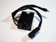 Реле регулятор Harley Sportster1200 Sportster 883 04-06