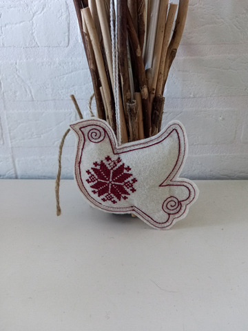 Голубок-орнамент. Подвеска из фетра NYF-261125-Midi