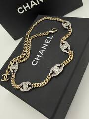 Колье чокер с логотипами CHANEL шампань