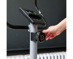 Вертикальный велотренажер DFC Kondition 2300