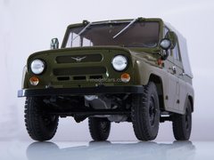 UAZ-469 (31512) khaki 1:18 Start Scale Models (SSM)