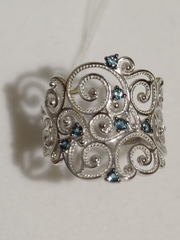 Широкое кольцо с лондон топазом(кольцо из серебра).