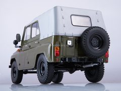 UAZ-469 (31512) khaki 1:18 Start Scale Models (SSM)