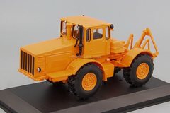 Tractor K-700 Kirovets orange 1:43 Hachette #120