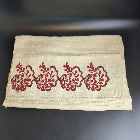 №2 Антикварный старинный рушник до 1917 года, ручная вышивка, домоткань лён, кружево , монограмма, вышивка крестиком