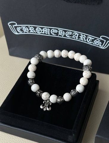 Браслет из агат c подвеской лилия style CHROME HEARTS