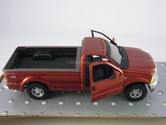 Ford F350 Super Duty Cararama 1:43